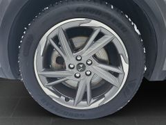 Fahrzeugabbildung DS Automobiles DS 7 1.6 E-Tense 300 Rivoli 4x4 mit AHK