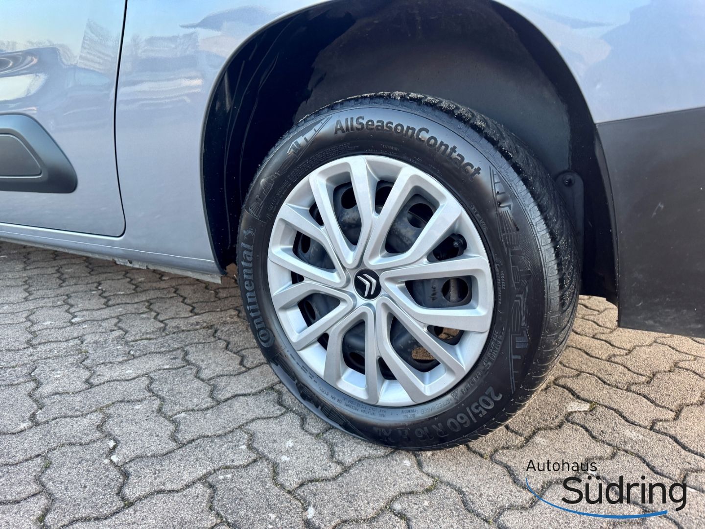 Berlingo 1,2 Pure Tech 130 Shine XL HUD ACC SHZ