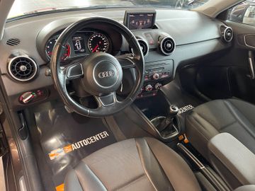 Audi A1 ambition *BI-XENON*PDC*KLIMAAUT*SZHZ*ALU*