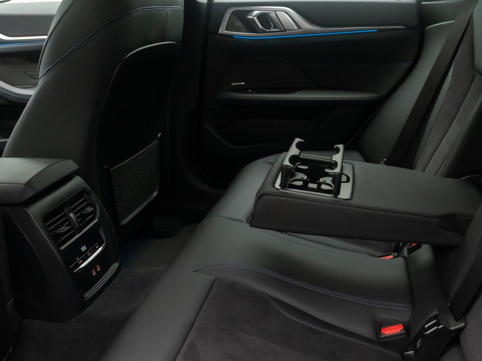 Fahrzeugabbildung BMW i4eD40 Gran Coupe M Sport Kamera DAB H/K 18Zoll