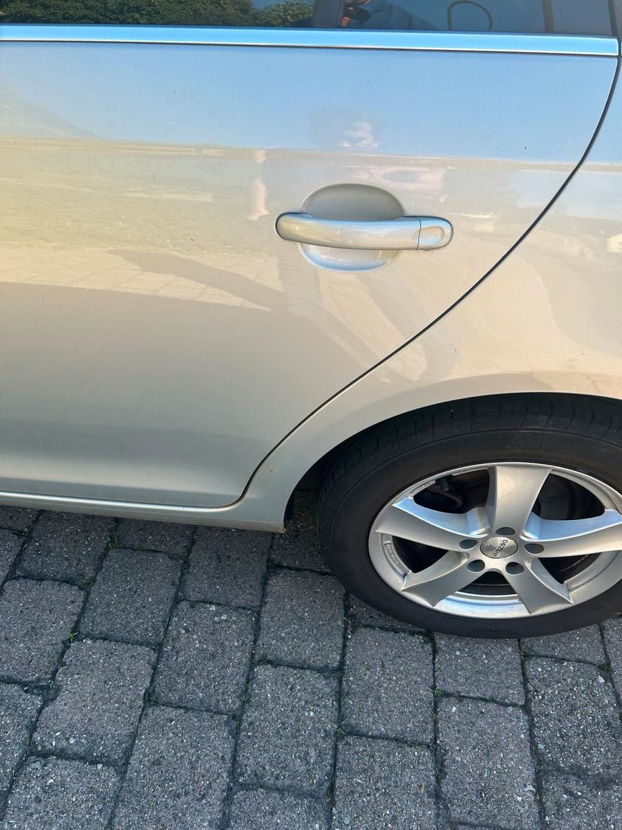 Volkswagen Golf 2010 — photo 10