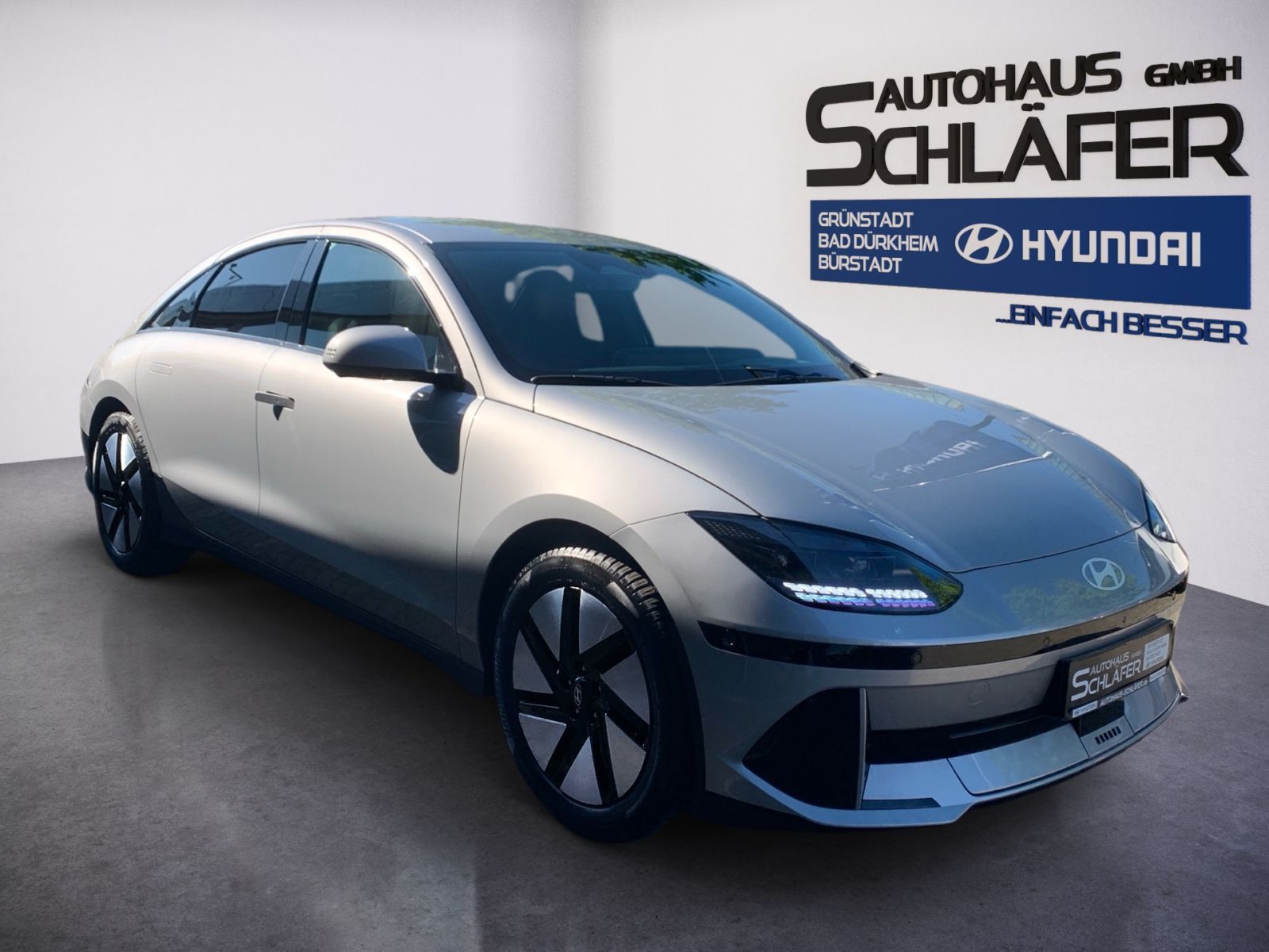 Fahrzeugabbildung Hyundai IONIQ 6 Uniq 77,4 kWh Elektro 4WD