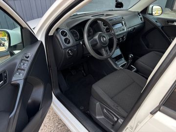 Volkswagen Tiguan - 7