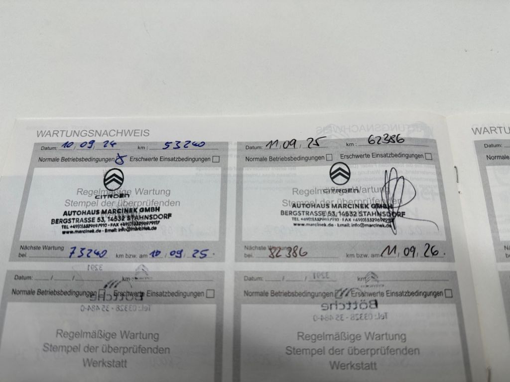 Fahrzeugabbildung Citroën Grand C4 Spacetourer PureTech 130 EAT8 SHINE