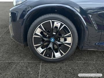 صورة 10 لـ 2022 BMW IX3