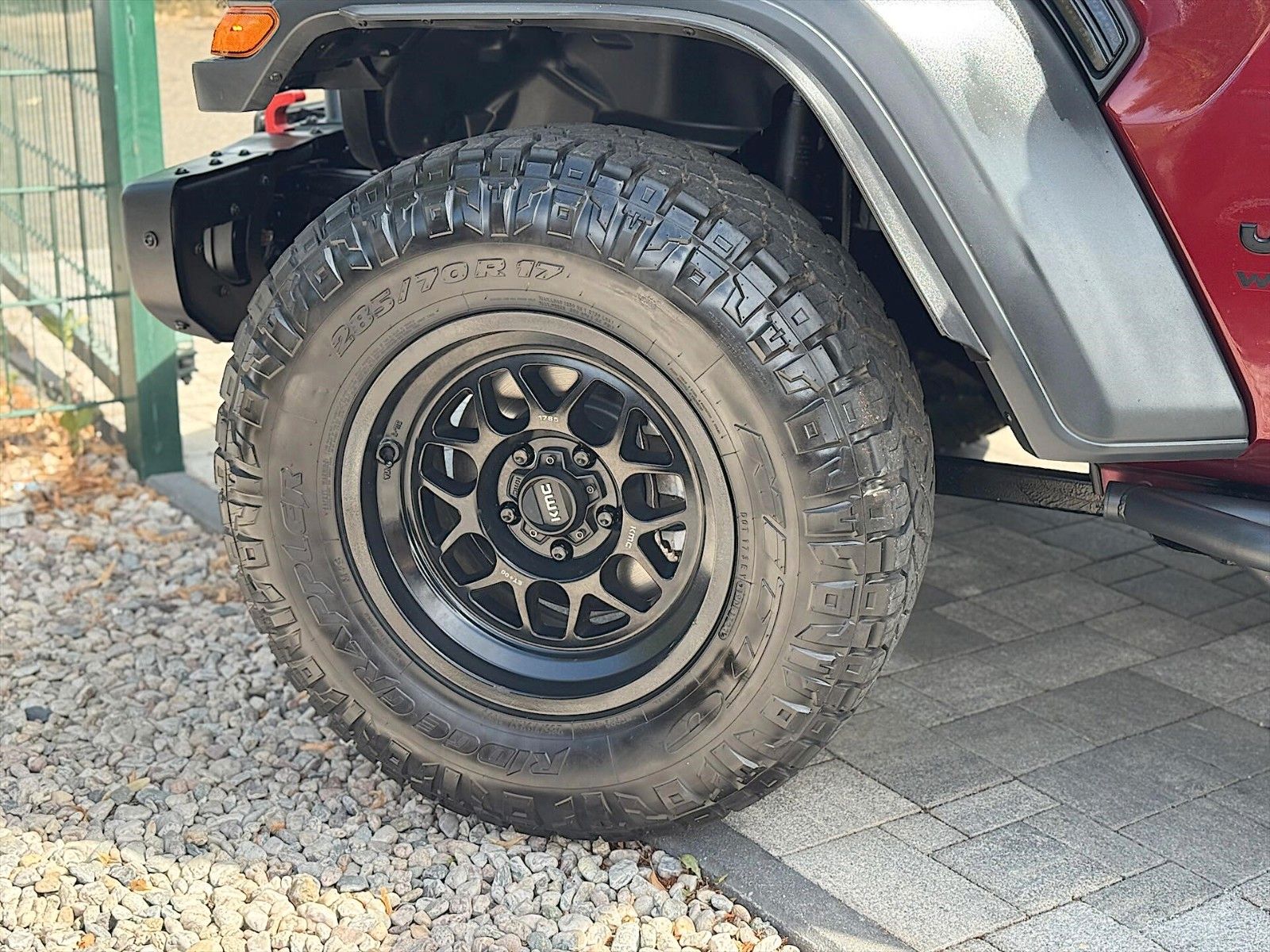 Fahrzeugabbildung Jeep Wrangler 2.0 T Unlimited SPORT S OFFROAD 4x4 19%