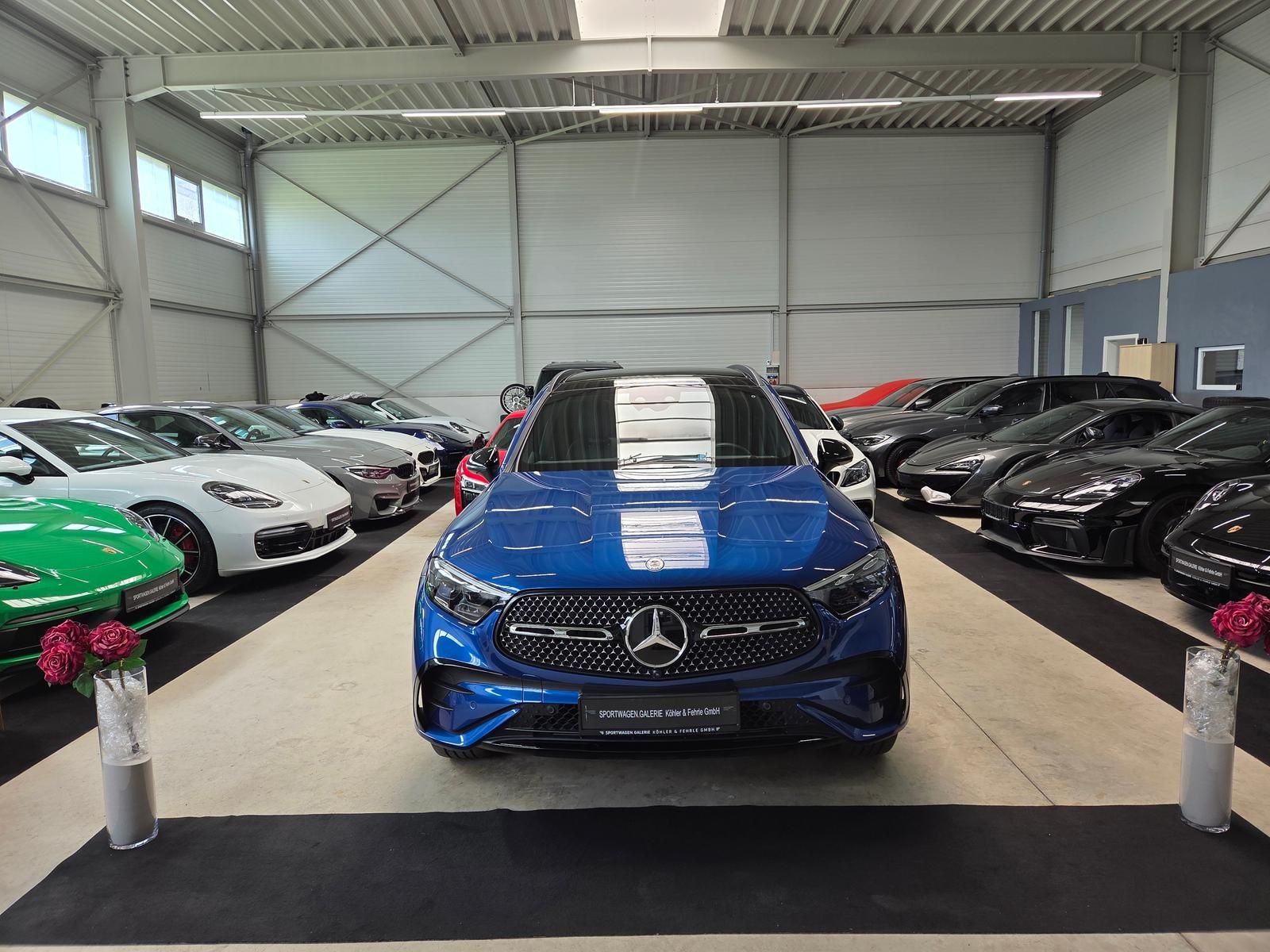 MERCEDES-BENZ GLC 300 4Matic /Burmester/Panorama/Keyless/*450€