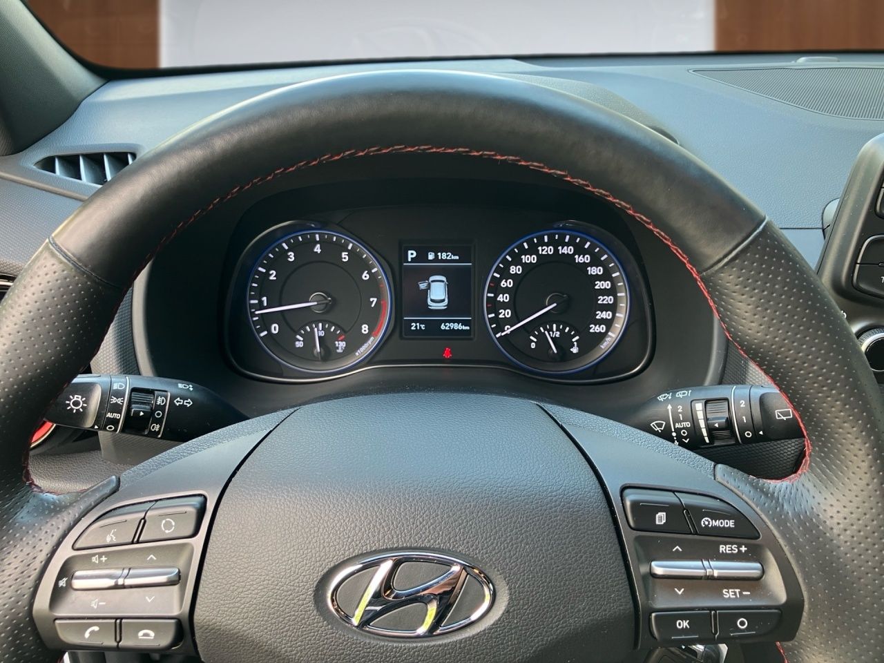 Fahrzeugabbildung Hyundai KONA STYLE SHZ*LHZ*NAVI*USB*KLIMAA*