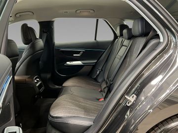Mercedes E 200 - 10