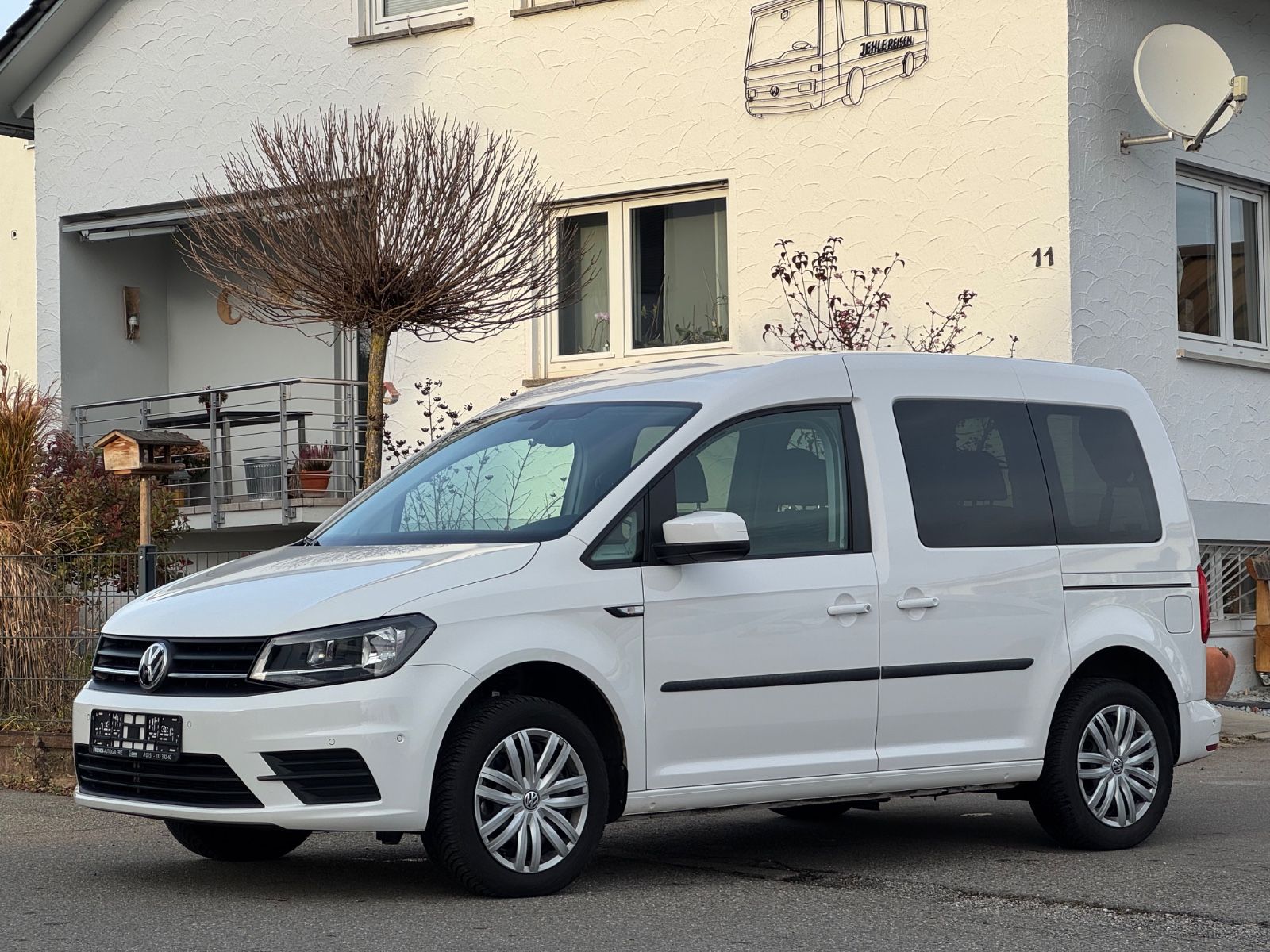 VW Caddy*L.KRAN FÜR ROLLSTUHL*STANDH*TEMPO*DSG