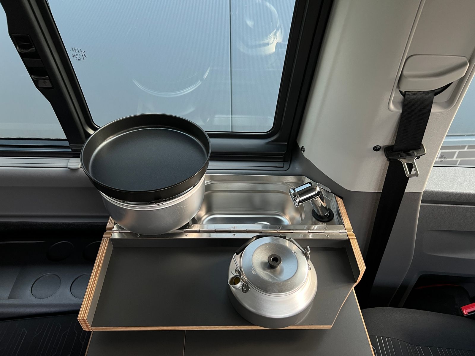 Fahrzeugabbildung Volkswagen T6.1 SpaceCamper Light XL Caravelle 2.0 TDI 4 Mo