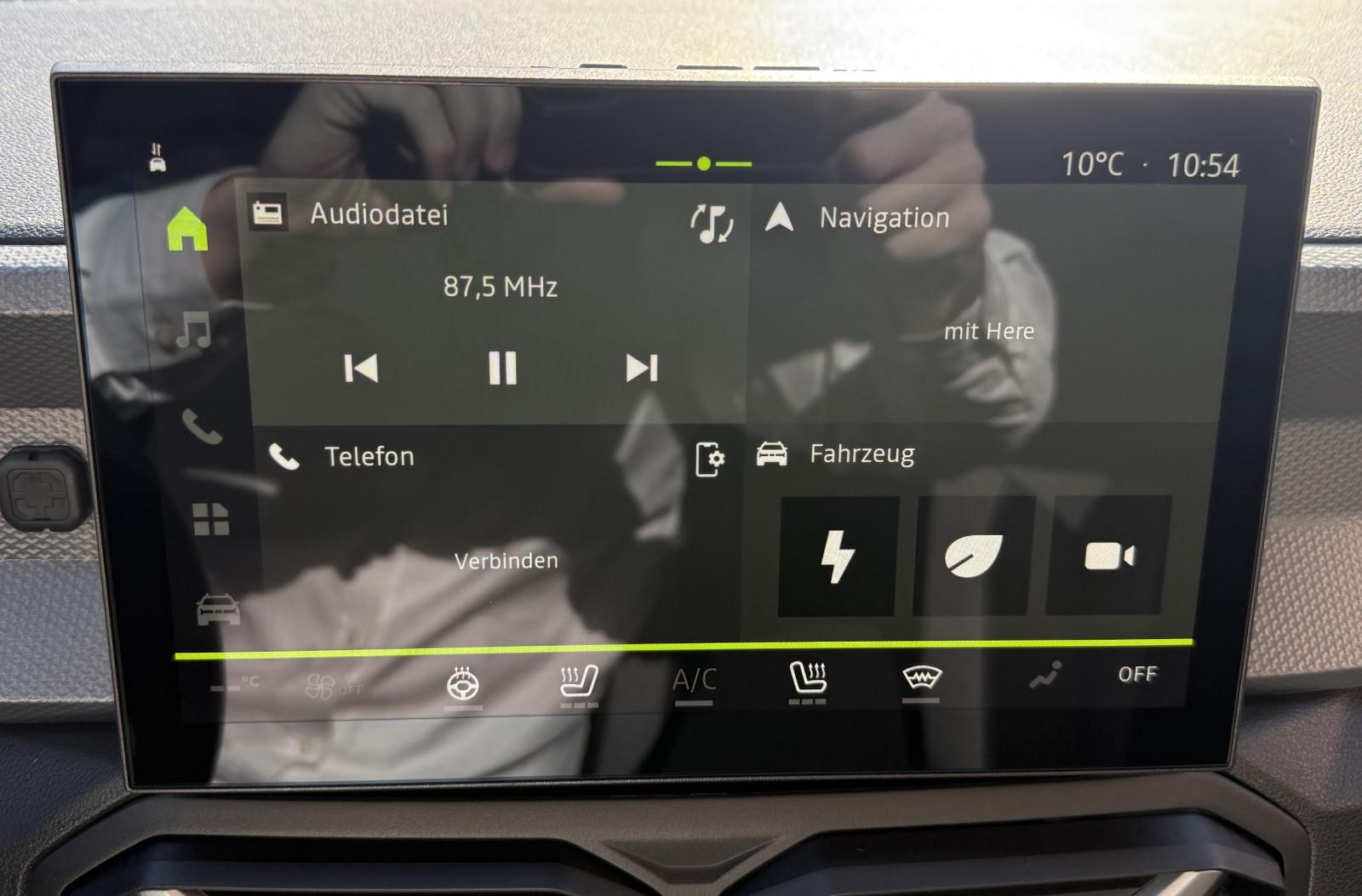 Dacia Duster Hybrid 155 Journey Winter Plus Nav SOFORT