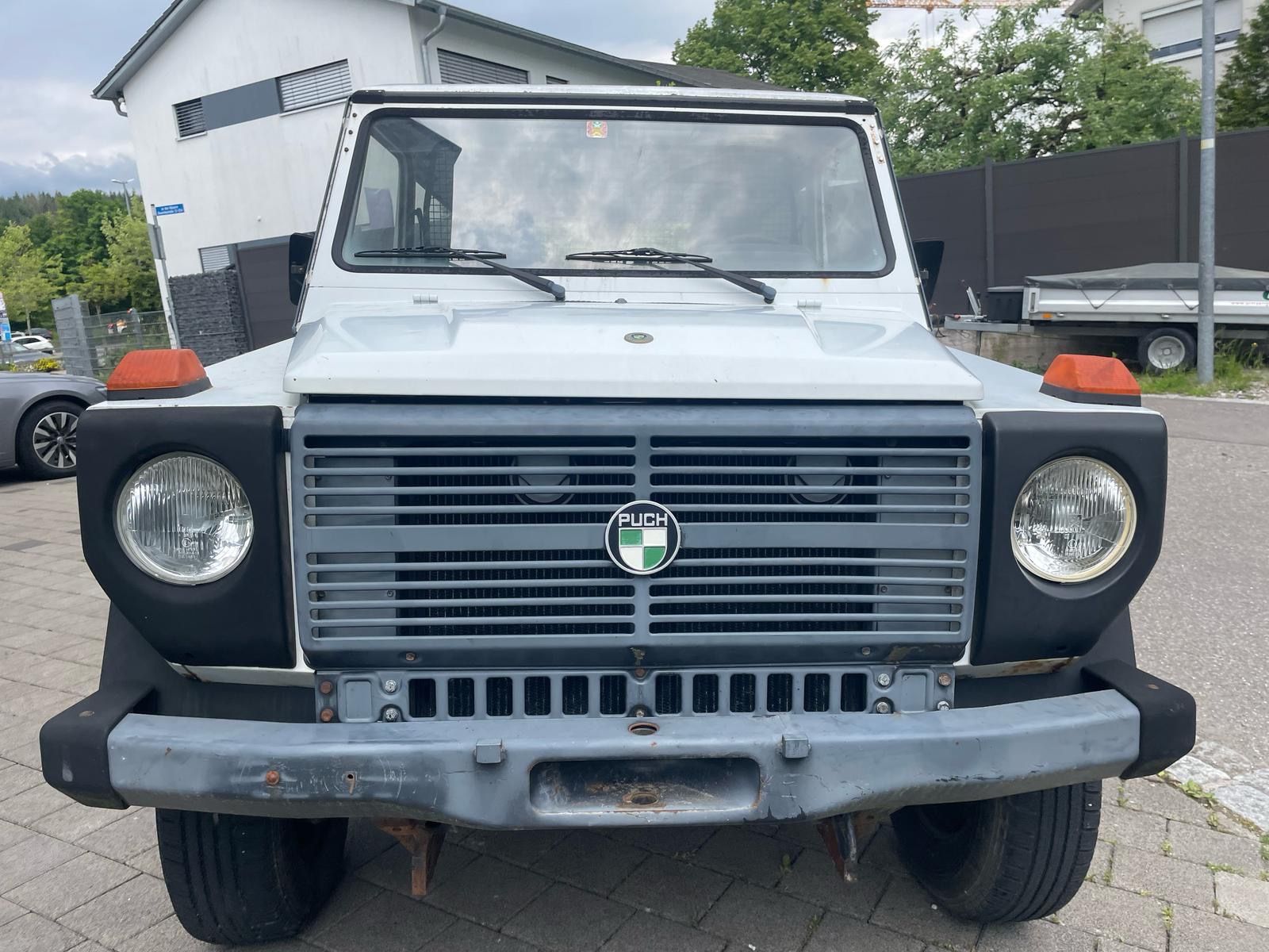 Mercedes-Benz G 230