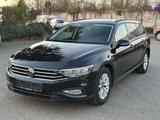 Volkswagen Passat Variant 2.0TDI 1.Hand Navi LED SHZ LHZ - Volkswagen Passat aus 2022