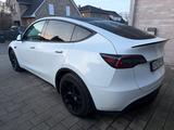 Tesla Model Y Long Range Dual Motor - Garage/ Anhänger - Tesla Model Y in Bremen