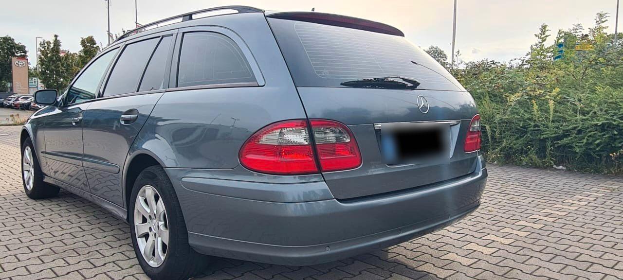 Mercedes-Benz E220 2007 — engine 170 HP (125kW)