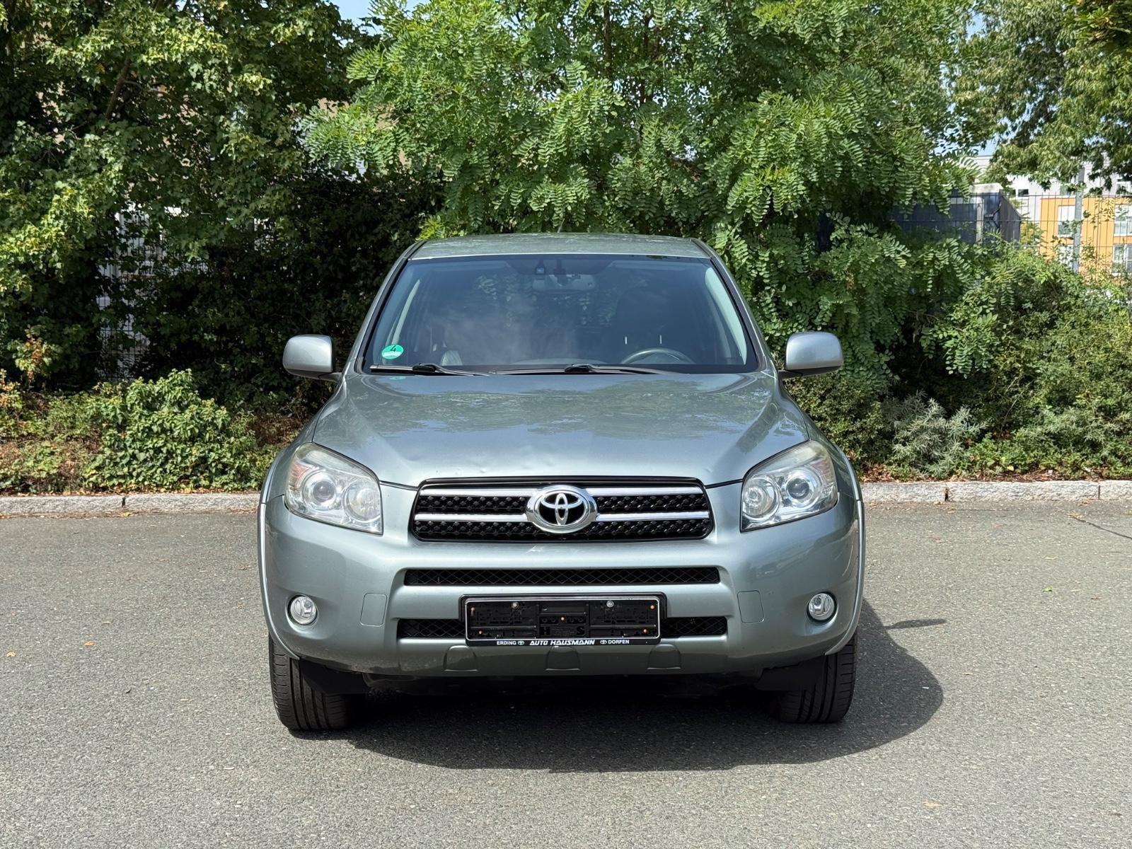 Toyota RAV4 2.2 D-CAT Executive 4x4 |177PS|Leder|AHK
