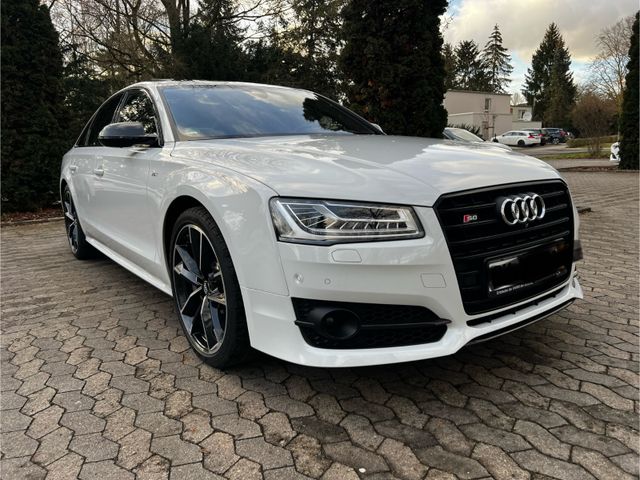 Audi S8 Plus 4.0 TFSI V8 quattro 605 PS Xenon/Kamera