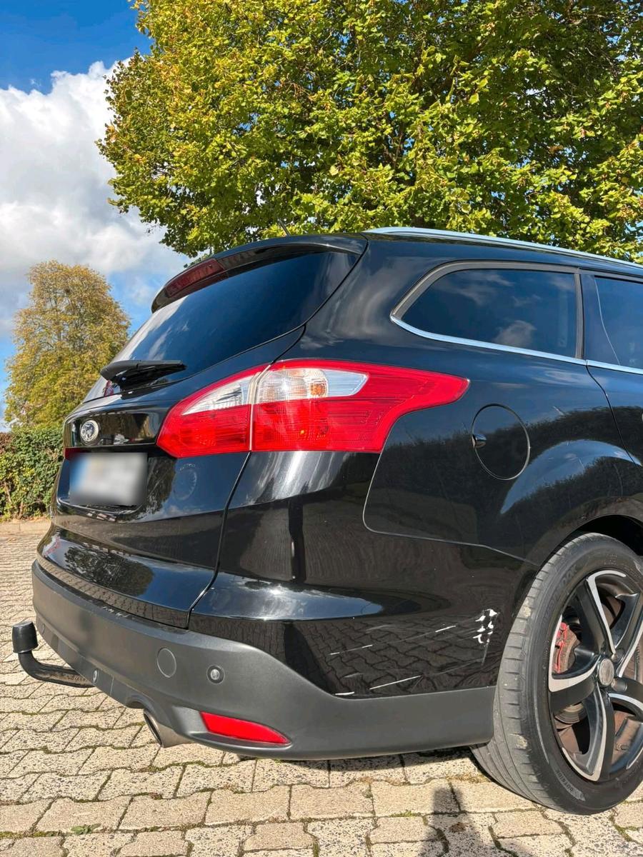 Ford Focus 2012 — photo 6