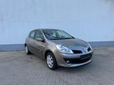 Renault Clio III Authentique *1Hand*Top Zustand* - gebrauchte Renault Clio aus dem Jahr 2008