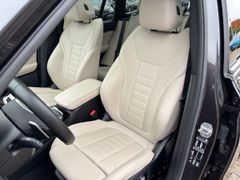 Fahrzeugabbildung BMW X3 M40d xDrive PANO LED LEDER H&K