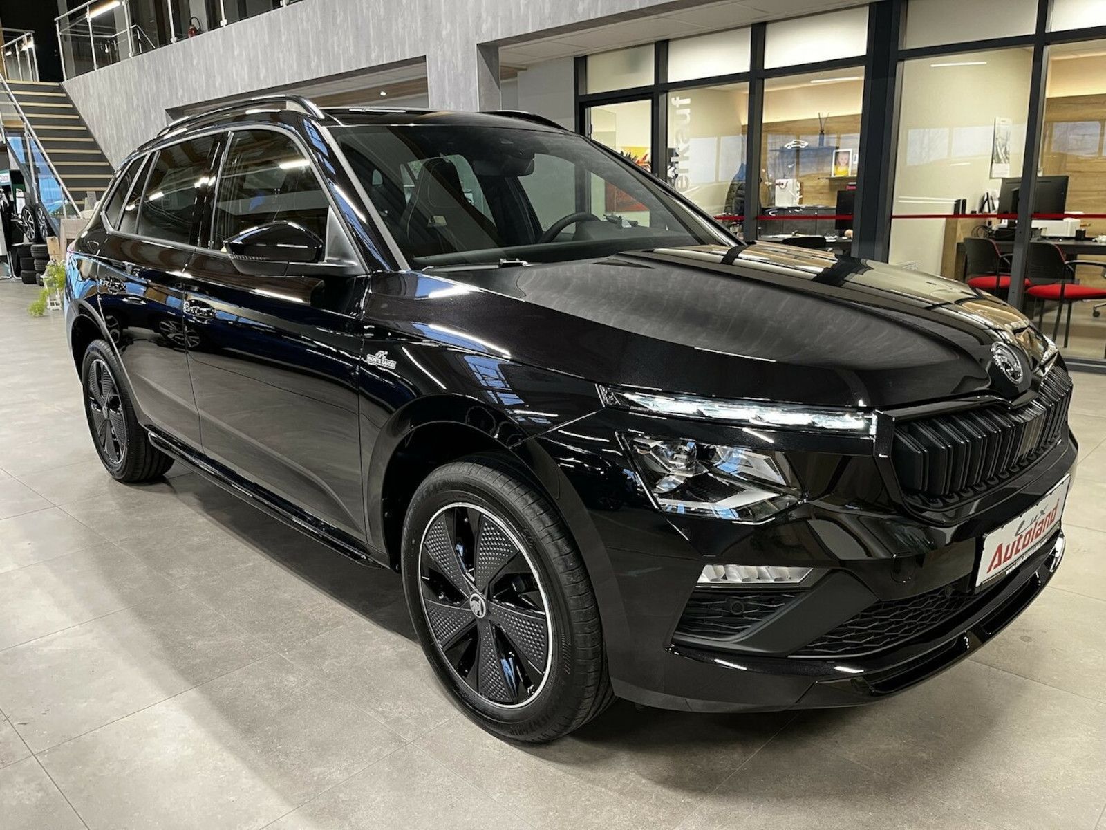 Skoda Kamiq Monte Carlo 1.0 TSI DSG AHK Kamera App imagem 3