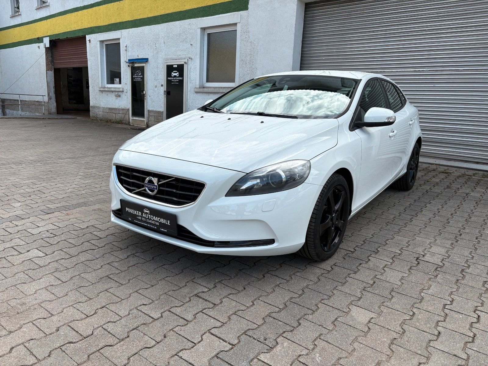 Volvo Volvo V40 You! *TÜV neu*
