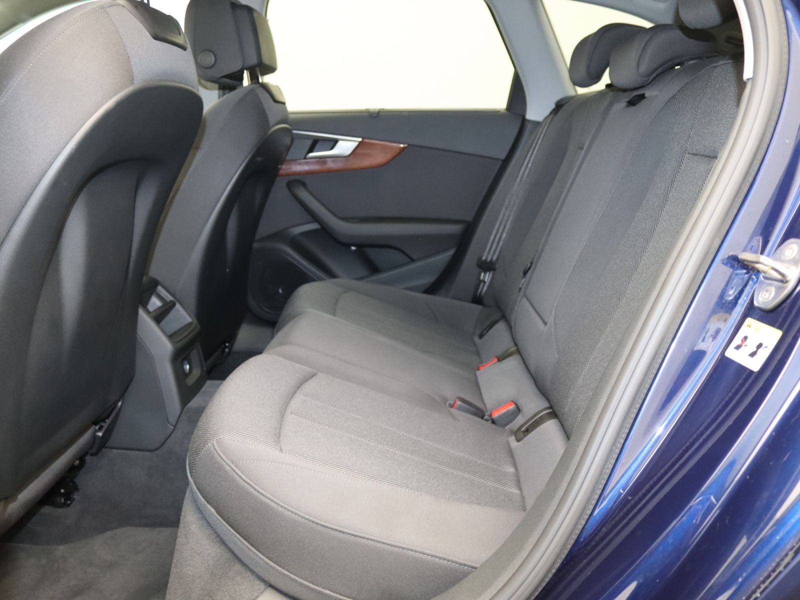 Audi A4 - Bild 13