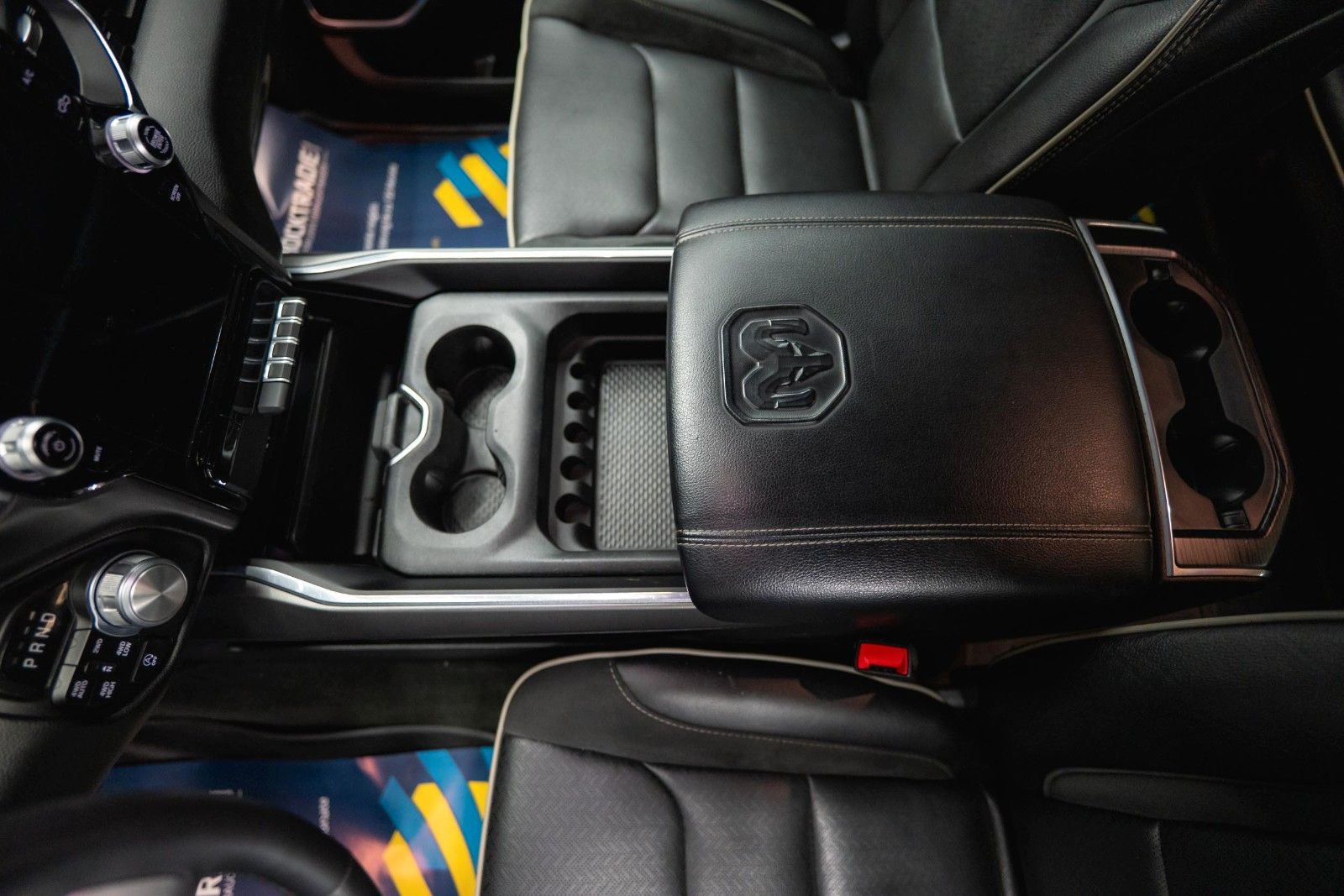 Fahrzeugabbildung Dodge RAM 5.7 V8 HEMI 4x4 LARAMIE TRX OFFROAD PAKET