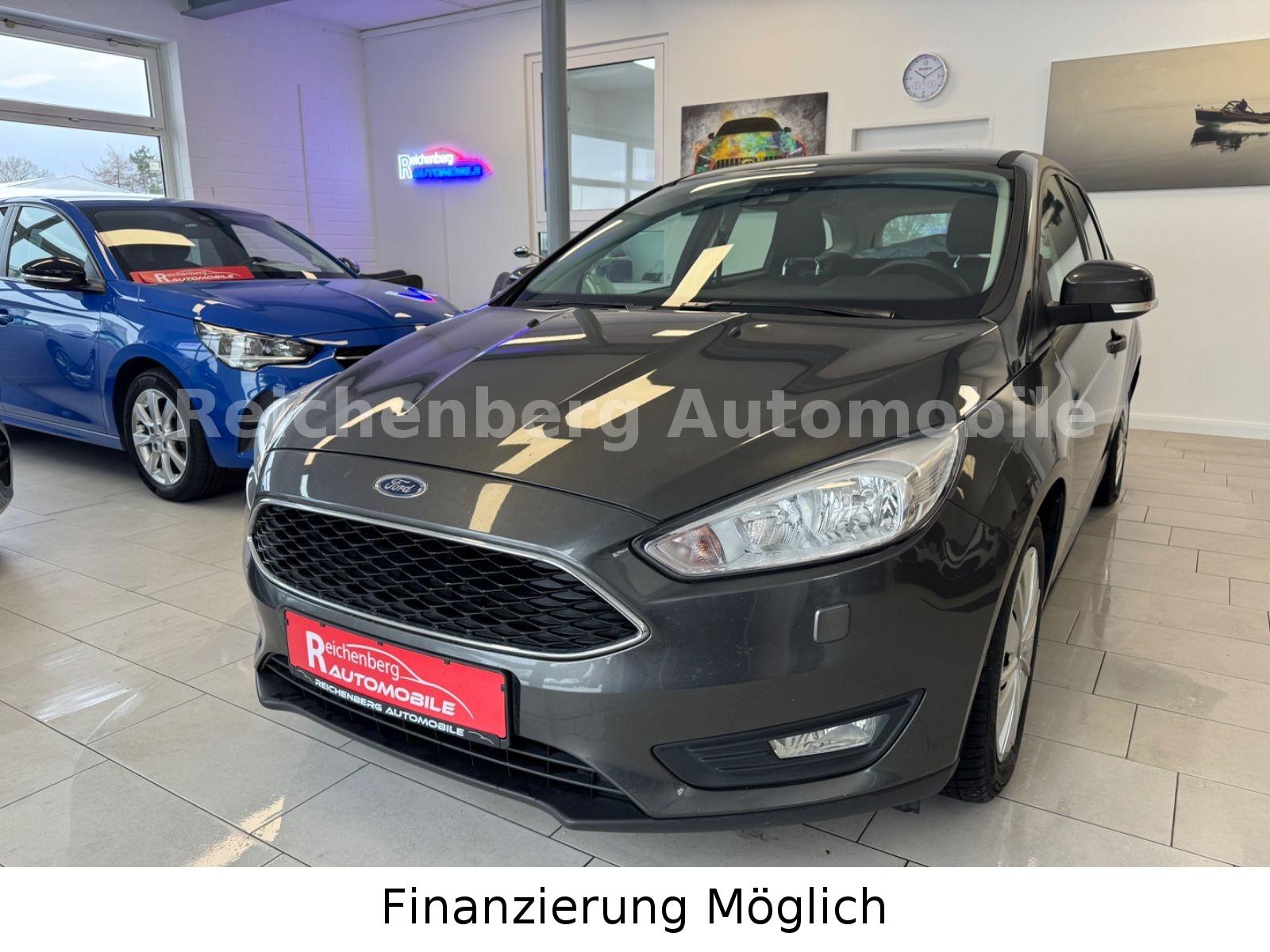 Ford Focus Turnier Carplay, Navigation,PDC hinten