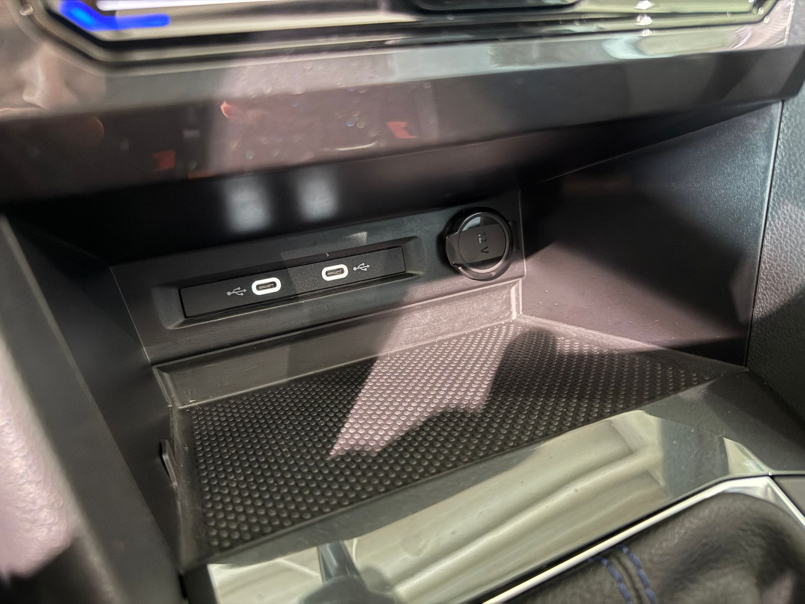 Volkswagen Tiguan R 4Motion IQ DSG LED PANO SHZ AHK foto 25