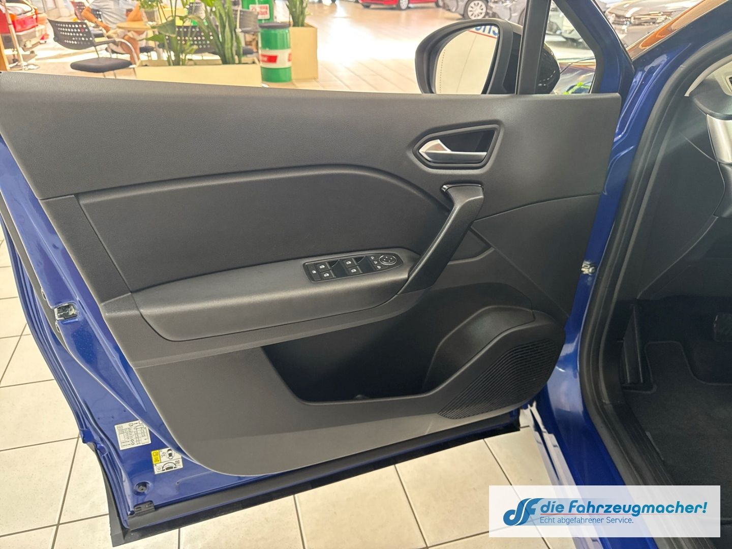 Fahrzeugabbildung Renault Captur II Experience LED ACC Fahrerprofil DAB SH