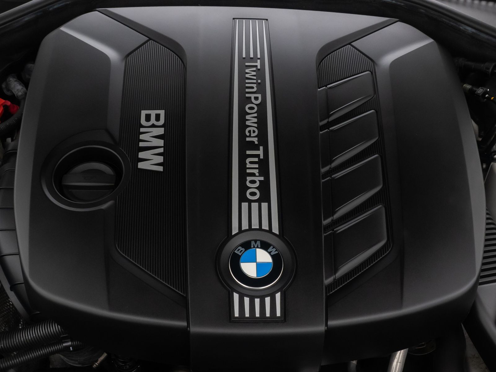 Fahrzeugabbildung BMW 525d xD H/K AHK 4xKlima GeschwindigReg PDC