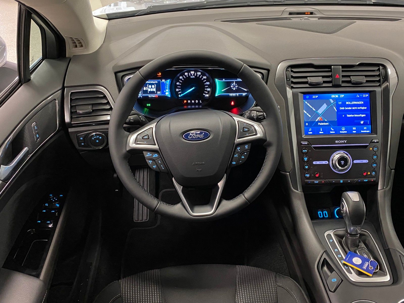 Fahrzeugabbildung Ford Mondeo 2.0 Hybrid TITANIUM Turnier+LED+SYNC3.2++