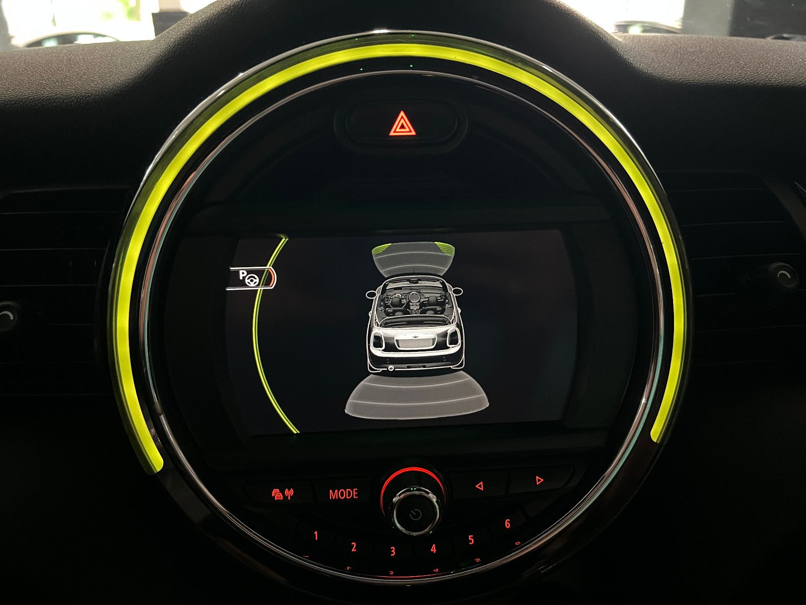 Fahrzeugabbildung MINI Cooper CABRIO AUTOMATIK NAVI LED LEDER CHESTER