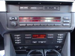 Fahrzeugabbildung BMW 528 5er 528i  M PAKET 1.HAND SCHECKHEFT