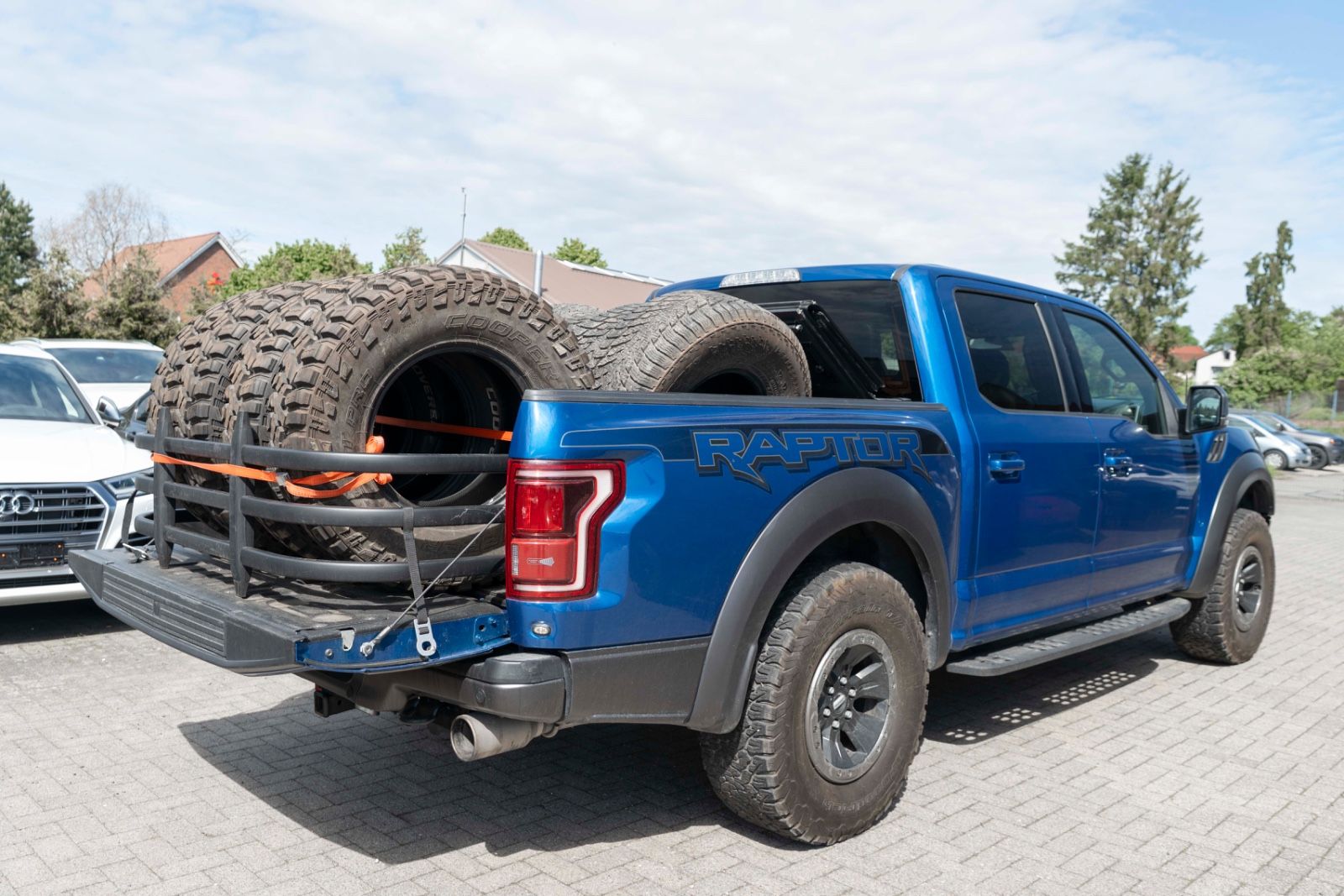 Fahrzeugabbildung Ford F 150 Raptor 3,5L 4x4 B&O 360° ACC TOTW AHK M+S