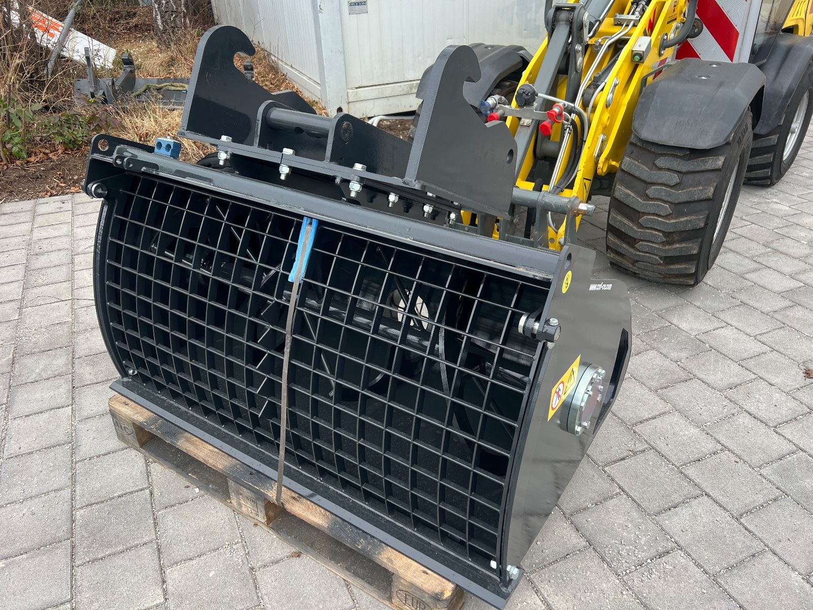 Fahrzeugabbildung Andere Betonmisch BMX 270 NEW MODELL, Cat Volvo, Avant