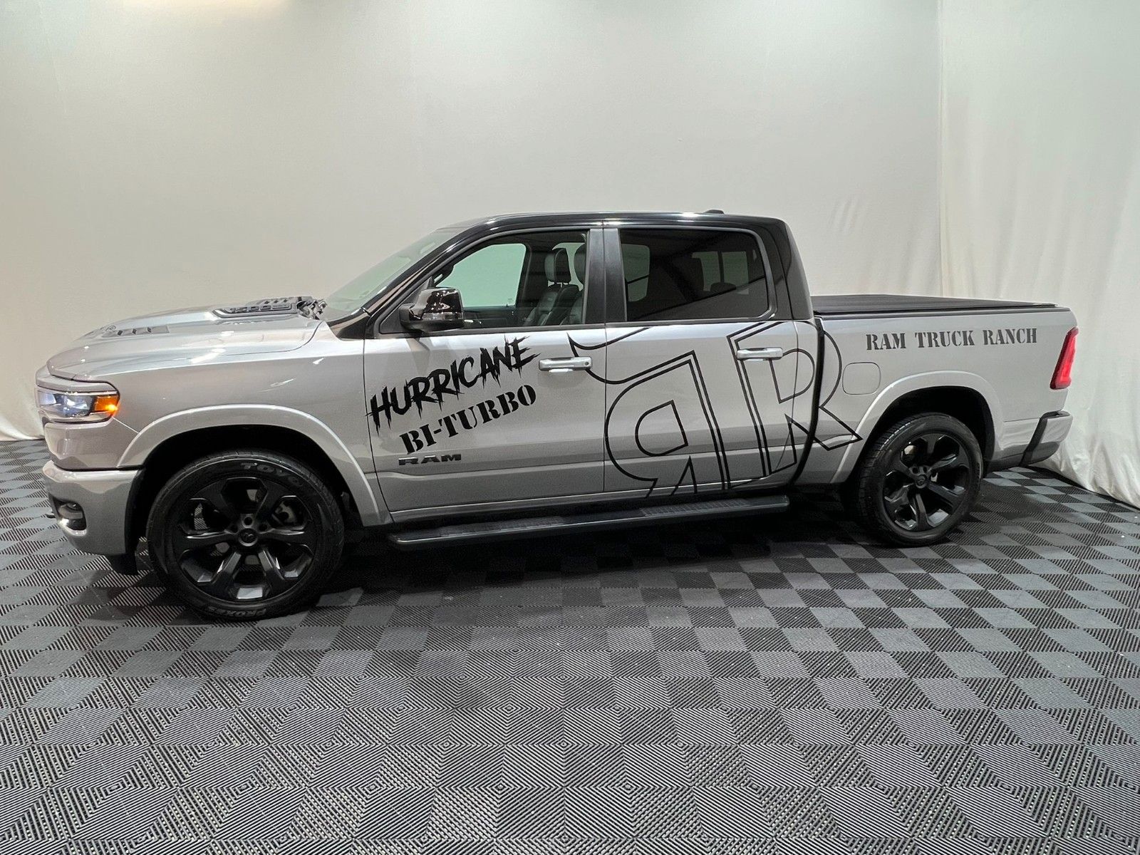Fahrzeugabbildung Dodge RAM 1500 Laramie Sport 3.0L RTR Umbau