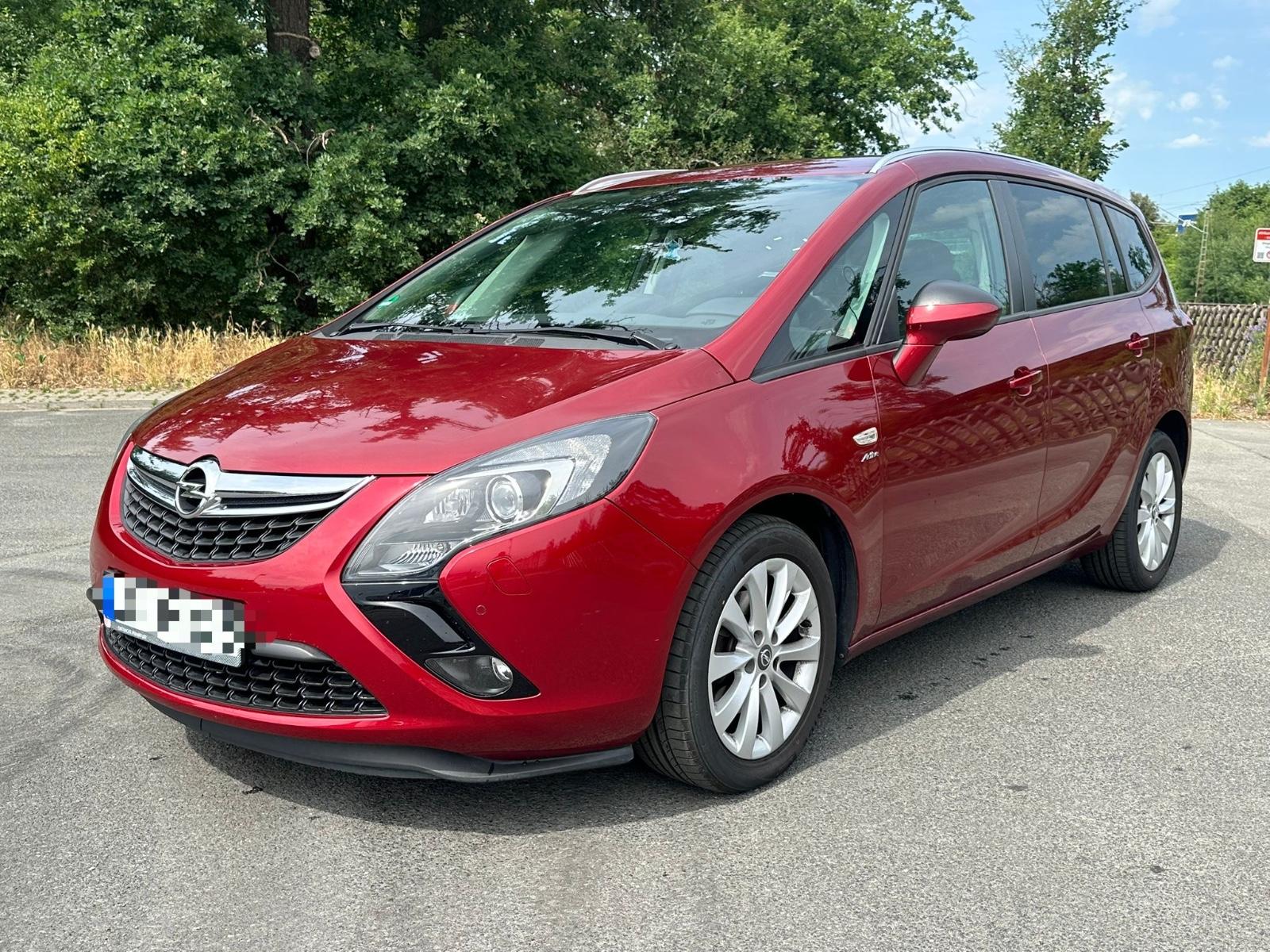 Opel Zafira C Tourer Active