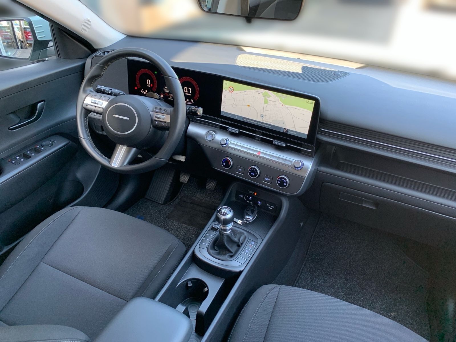 Fahrzeugabbildung Hyundai KONA 1.6 T-GDI Select Navi Allwetter