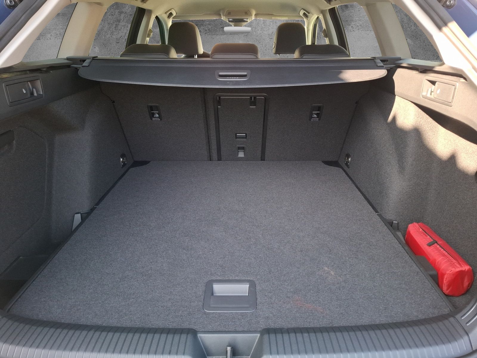 Fahrzeugabbildung Volkswagen Golf VIII Variant TSI Goal Standhzg. LED CarPlay