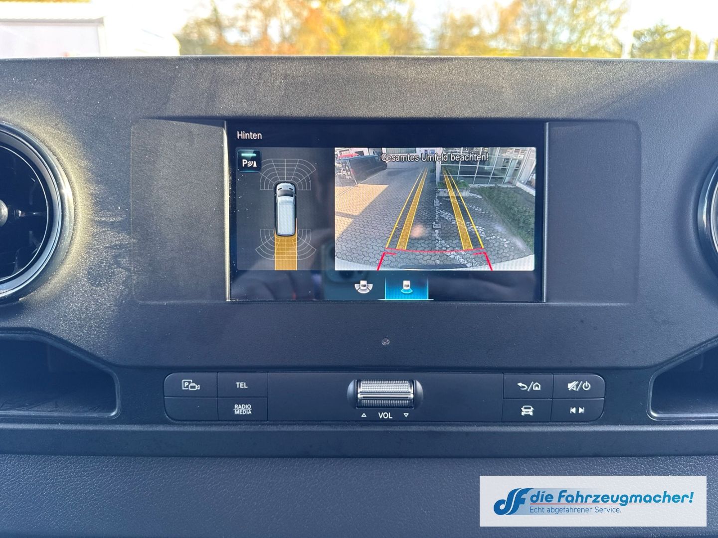 Fahrzeugabbildung Mercedes-Benz Sprinter Kasten 317 CDI L2 Automa. Navi CarPlay