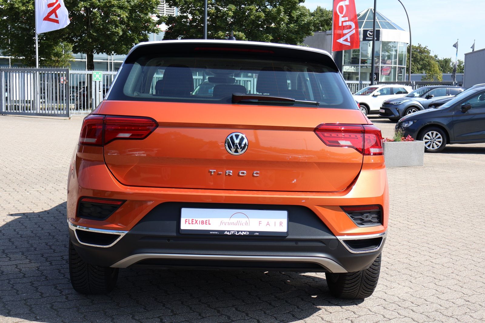 Volkswagen T-Roc 1.5 16V TSI Basis LED Sitzheizung DAB PDC foto 5