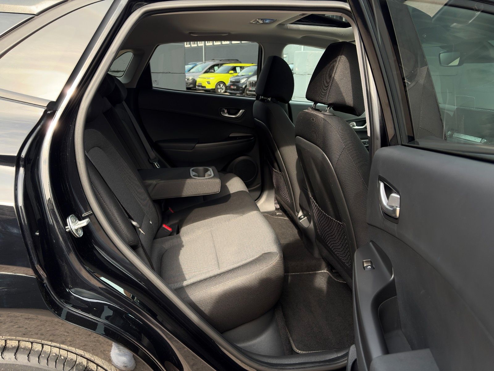 Fahrzeugabbildung Hyundai Kona E Trend 2WD Kamera Schiebedach ACC HuD LHZ