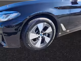 BMW 530i Limousine Head-Up DAB WLAN Komfortzg. AHK - BMW 530 mit Benzin-Antrieb: Limousine