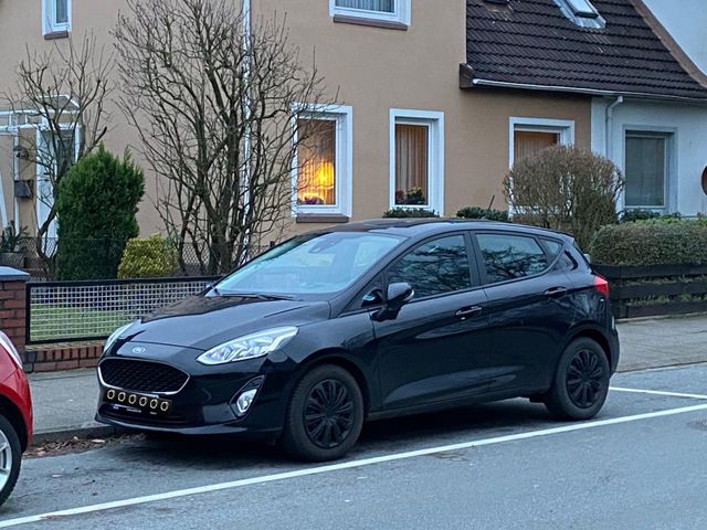 Ford Fiesta 1,0 EcoBoost 74kW Cool & Connect Auto...