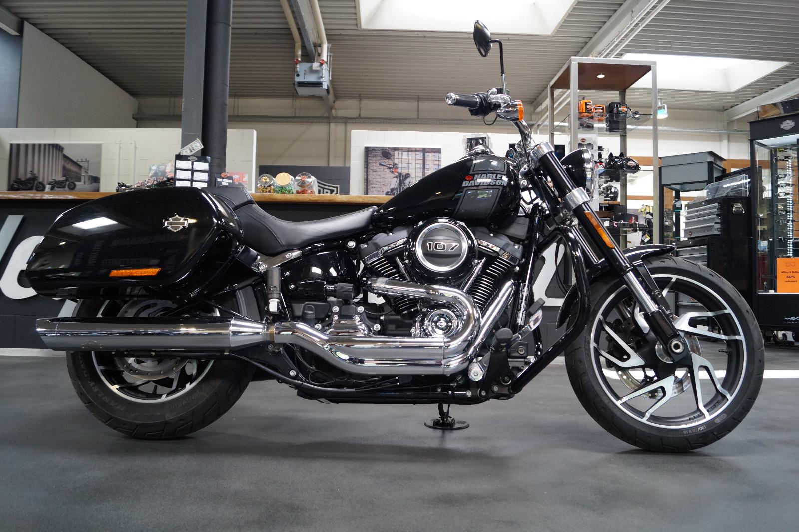 Harley-Davidson SPORT GLIDE 107 JEKILL&HYDE Auspuff FLSB