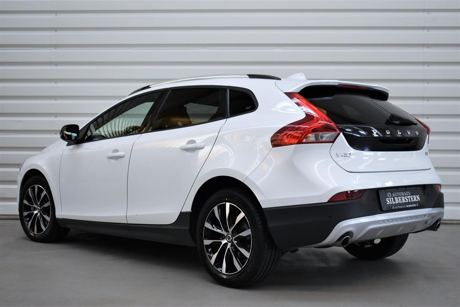Volvo V40 Cross Country Plus+Automatik+Klima+SH