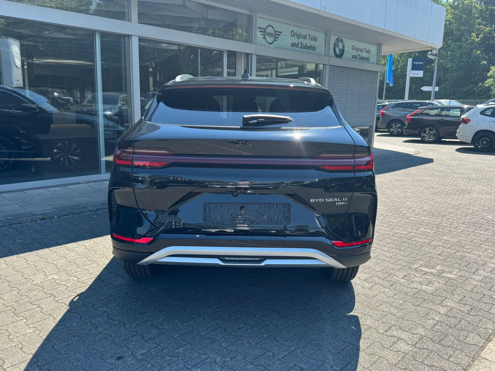 Fahrzeugabbildung BYD SEAL U DM-i PHEV PANO+HEAD+NAVI+LED+SHZ+360°+19"
